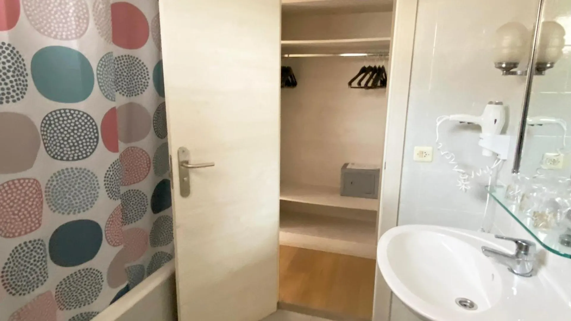 Hotel Medium Montecarlo Palafrugell Spain